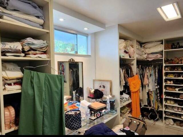 #30 - Casa para Venda em Rio de Janeiro - RJ