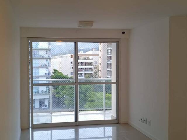 #39 - Apartamento para Venda em Rio de Janeiro - RJ